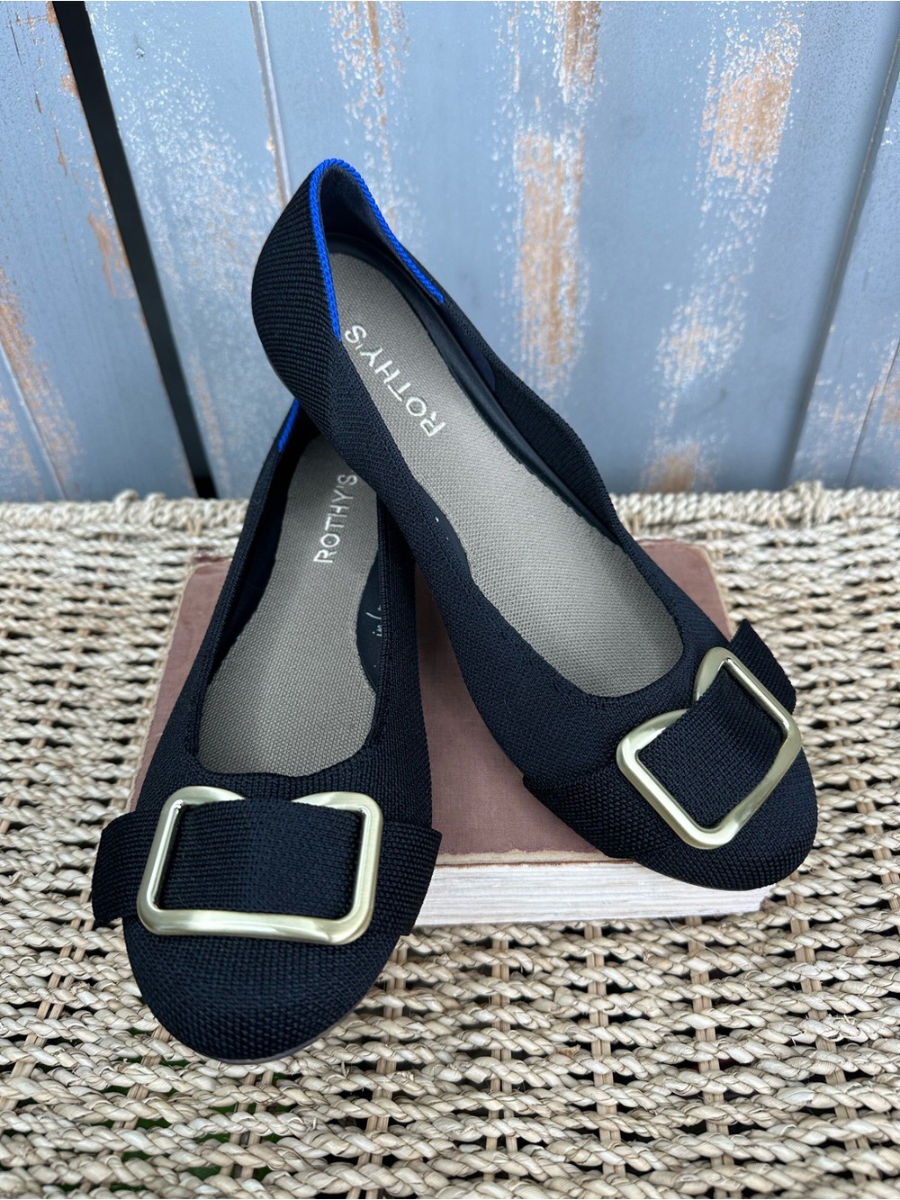 Rothy's The Emblem Ballet Flat Black Sz 9 NWOB